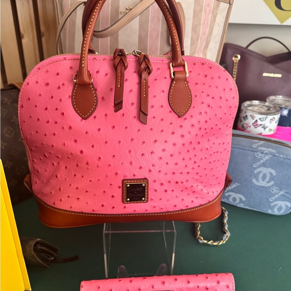 Pink Ostrich Leather Handbag EUC NO CALL OUTS - Picture 1 of 9